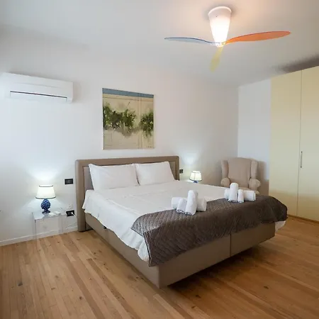 'a Nassa Luxury Apartment